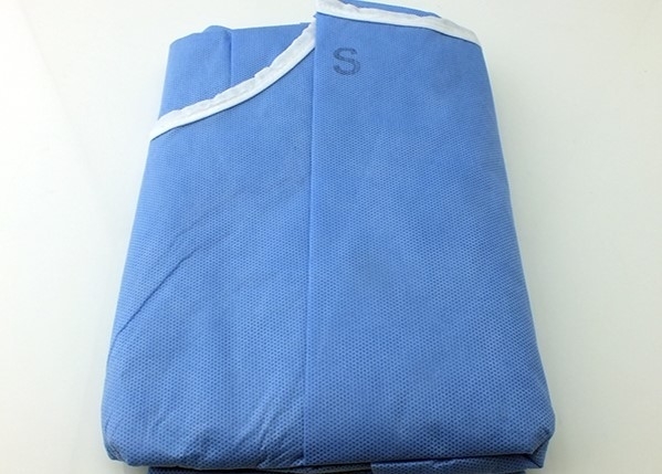 Soft Standard Surgical Hospital Isolation Gowns Breathable AAMI Level 3